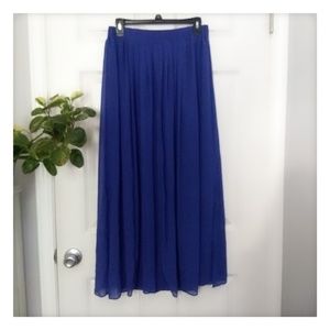 ✨5/$25✨Mossimo S/P Maxi Skirt